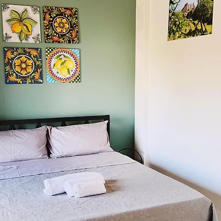 Citrus Holidays House