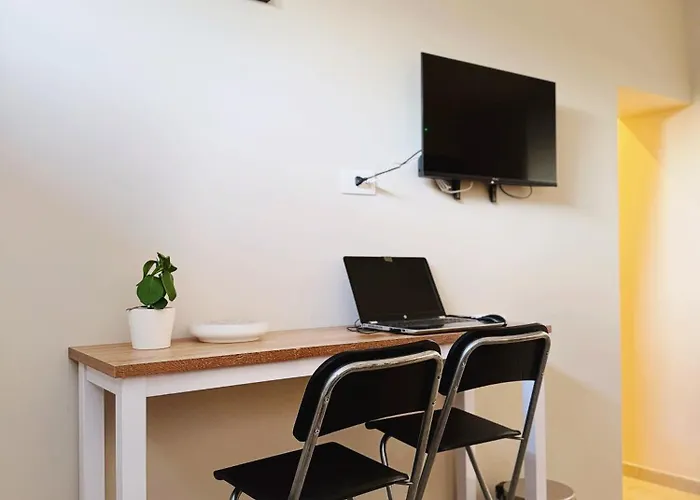 Citrus Holidays House Affittacamere 4*